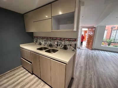 Casa de 3 alcobas en venta en Ciudad Salitre Nororiental, Bogotá, 110 m² · foto 5 de 10
