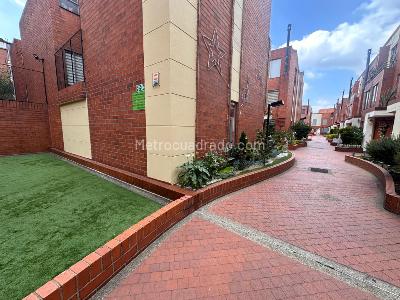 Casa de 3 alcobas en venta en Ciudad Salitre Nororiental, Bogotá, 110 m² · foto 10 de 10