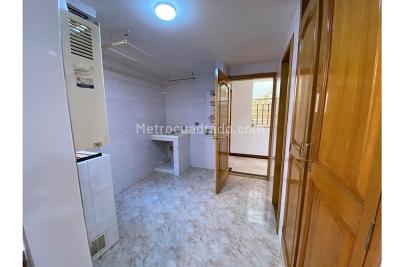 Apartamento de 5 alcobas en venta en Chico Navarra, Bogotá, 200 m² · foto 6 de 20