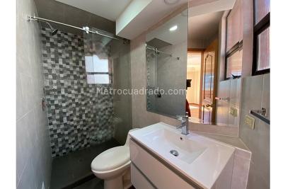 Apartamento de 5 alcobas en venta en Chico Navarra, Bogotá, 200 m² · foto 14 de 20