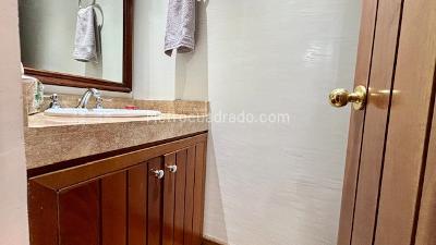 Apartamento de 1 alcoba en venta en Chico Reservado, Bogotá, 111 m² · foto 10 de 20