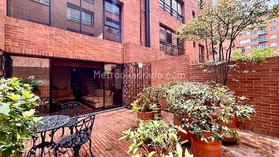 Apartamento de 1 alcoba en venta en Chico Reservado, Bogotá, 111 m² · foto 13 de 20