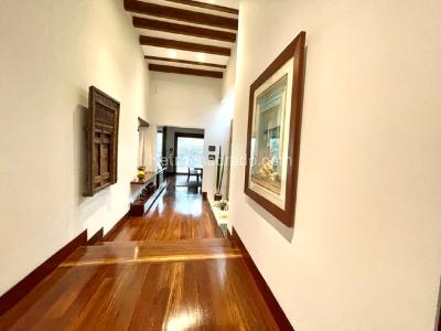 Casa de 5 alcobas en venta en Santa Barbara, Bogotá, 334 m² · foto 8 de 20