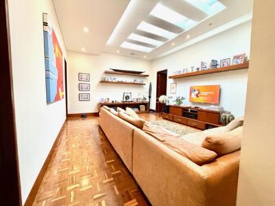 Casa de 5 alcobas en venta en Santa Barbara, Bogotá, 334 m² · foto 18 de 20
