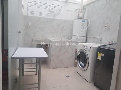 Casa de 3 alcobas en venta en Santa Barbara, Bogotá, 408 m² · foto 15 de 16