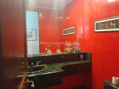 Apartamento de 3 alcobas en venta en La Cabrera, Bogotá, 547 m² · foto 5 de 20