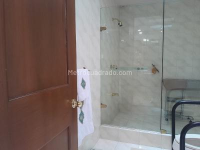 Apartamento de 3 alcobas en venta en La Cabrera, Bogotá, 547 m² · foto 10 de 20