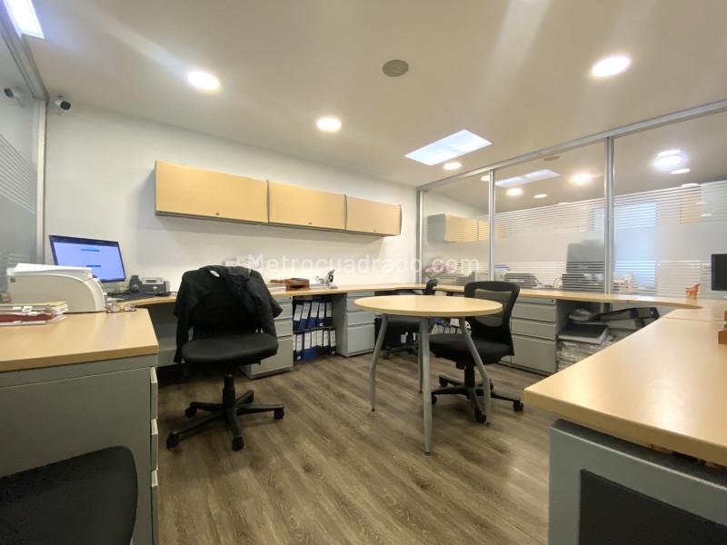 Local Comercial en Venta, El Polo, Bogotá D.C. - Więcej