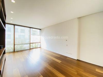 Apartamento de 2 alcobas en venta en El Nogal, Bogotá, 223 m² · foto 12 de 20