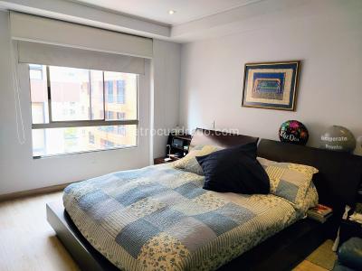 Apartamento de 3 alcobas en venta en Santa Barbara, Bogotá, 359 m² · foto 3 de 17