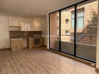 Apartamento en venta en El Refugio, Bogotá · foto 2 de 14