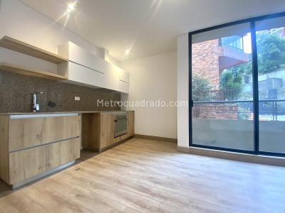 Apartamento en venta en El Refugio, Bogotá · foto 3 de 14