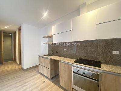 Apartamento en venta en El Refugio, Bogotá · foto 4 de 14
