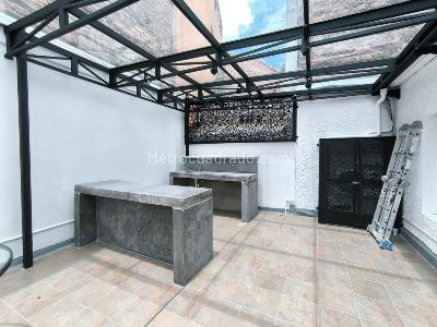 Casa de 5 alcobas en venta en Granada, Bogotá, 202 m² · foto 11 de 20