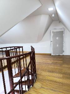 Casa de 5 alcobas en venta en Quinta Camacho, Bogotá, 205 m² · foto 10 de 20
