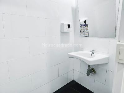 Casa de 5 alcobas en venta en Quinta Camacho, Bogotá, 205 m² · foto 18 de 20