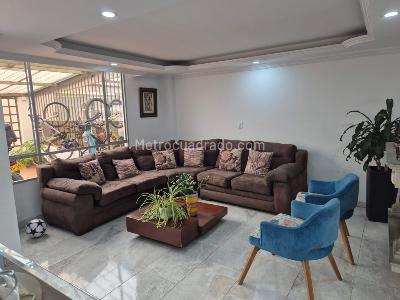Casa en venta en Modelia, Bogotá · foto 2 de 20