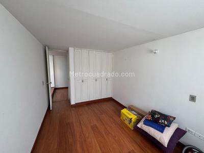Casa de 5 alcobas en venta en Niza Sur, Bogotá, 263 m² · foto 15 de 20