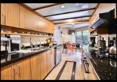Casa de 4 alcobas en venta en Altos De Sotileza, Bogotá, 310 m² · foto 11 de 16