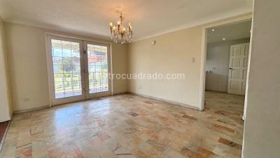 Casa de 4 alcobas en venta en San Luis, Chía, 365 m² · foto 17 de 20