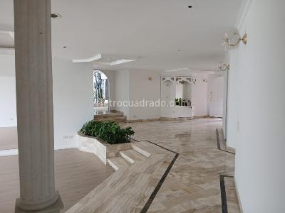 Casa de 4 alcobas en venta en Santa Ana Oriental, Bogotá, 381 m² · foto 7 de 19