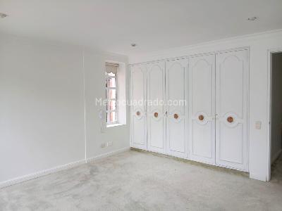 Casa de 4 alcobas en venta en Santa Ana Oriental, Bogotá, 381 m² · foto 13 de 19