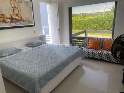 Casa de 4 alcobas en venta en Condominio Campestre El Peñon, Girardot, 580 m² · foto 16 de 20
