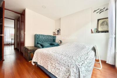 Apartamento en venta en Bella Suiza, Bogotá · foto 9 de 13