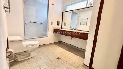 Apartamento en venta en Los Rosales, Bogotá · foto 16 de 20