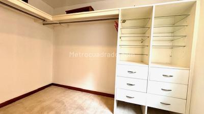 Apartamento en venta en Los Rosales, Bogotá · foto 18 de 20