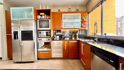 Apartamento de 3 alcobas en venta en Colina Campestre, Bogotá, 196 m² · foto 8 de 20