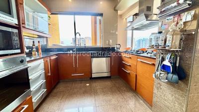Apartamento de 3 alcobas en venta en Colina Campestre, Bogotá, 196 m² · foto 9 de 20