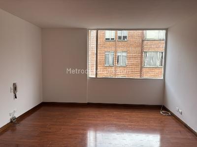 Apartamento en venta en Santa Barbara Central, Bogotá · foto 3 de 19
