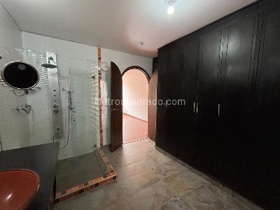 Apartamento en venta en Santa Barbara Central, Bogotá · foto 6 de 19