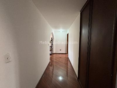 Apartamento en venta en Santa Barbara Central, Bogotá · foto 15 de 19