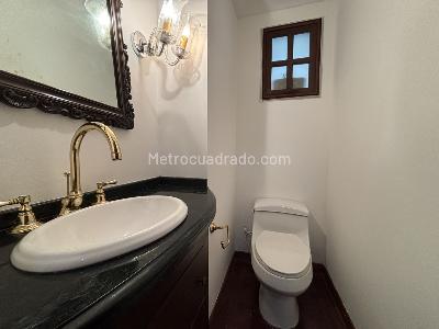 Apartamento en venta en Santa Barbara Central, Bogotá · foto 16 de 19