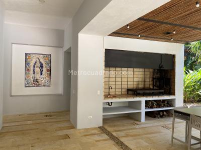 Casa de 5 alcobas en venta en Condominio Campestre El Paso, Girardot, 527 m² · foto 12 de 20