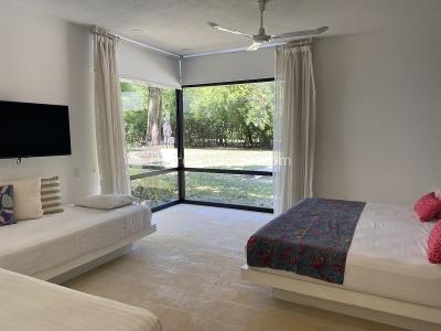 Casa de 5 alcobas en venta en Condominio Campestre El Paso, Girardot, 527 m² · foto 18 de 20