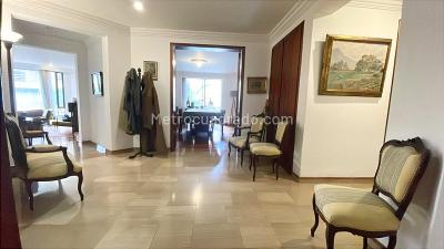 Apartamento en venta en Chico Reservado, Bogotá · foto 3 de 17
