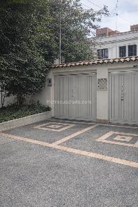Casa en venta en Bella Suiza Usaquen, Bogotá · foto 3 de 16