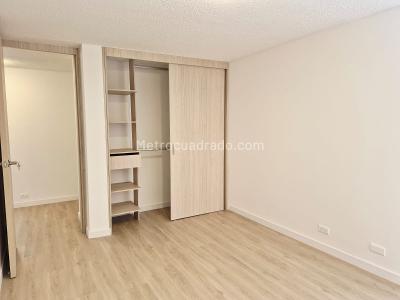 Apartamento de 3 alcobas en venta en Chico Norte, Bogotá, 105 m² · foto 9 de 15