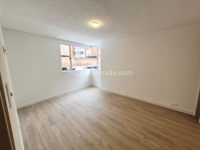 Apartamento de 3 alcobas en venta en Chico Norte, Bogotá, 105 m² · foto 13 de 15