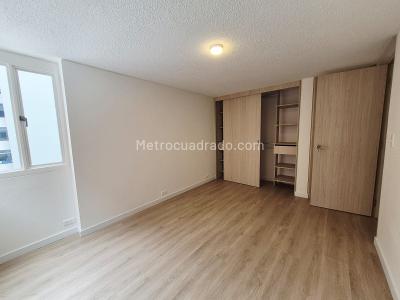 Apartamento de 3 alcobas en venta en Chico Norte, Bogotá, 105 m² · foto 14 de 15