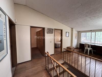 Casa de 4 alcobas en venta en Estoril, Bogotá, 320 m² · foto 11 de 15