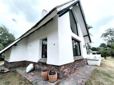 Casa de 4 alcobas en arriendo en La Fagua, Cajicá, 339 m² · foto 15 de 20