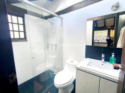 Casa de 3 alcobas en venta en Gratamira, Bogotá, 220 m² · foto 14 de 20