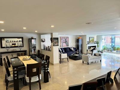 Apartamento de 4 alcobas en venta en Santa Barbara Occidental, Bogotá, 286 m² · foto 1 de 20