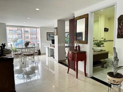 Apartamento de 4 alcobas en venta en Santa Barbara Occidental, Bogotá, 286 m² · foto 8 de 20