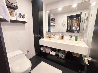 Apartamento de 3 alcobas en venta en Santa Barbara, Bogotá, 215 m² · foto 13 de 20