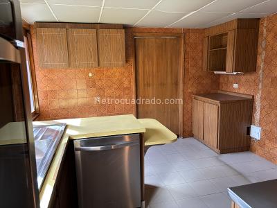 Apartamento en venta en Los Rosales, Bogotá · foto 19 de 20